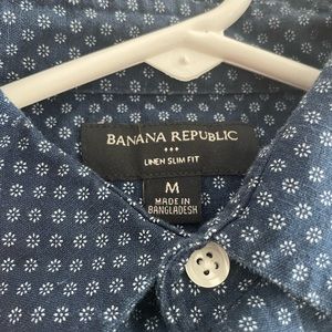 Banana Republic Linen Slim-Fit Button Down